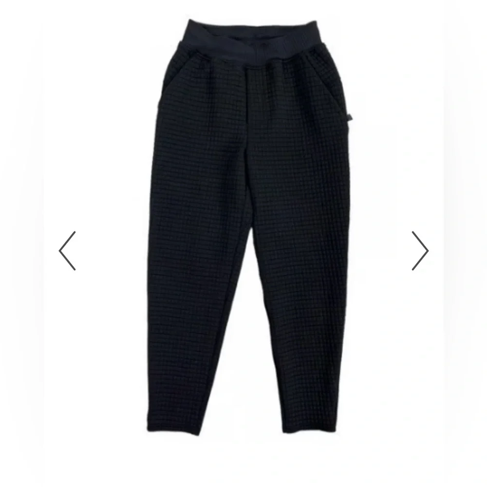 Lululemon lab black textured matching set - Picture 3 of 6